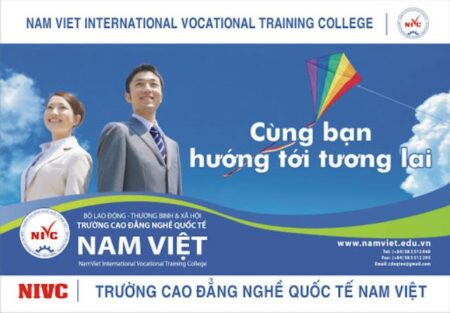 Mẫu tờ rơi dành cho trường nghề 02