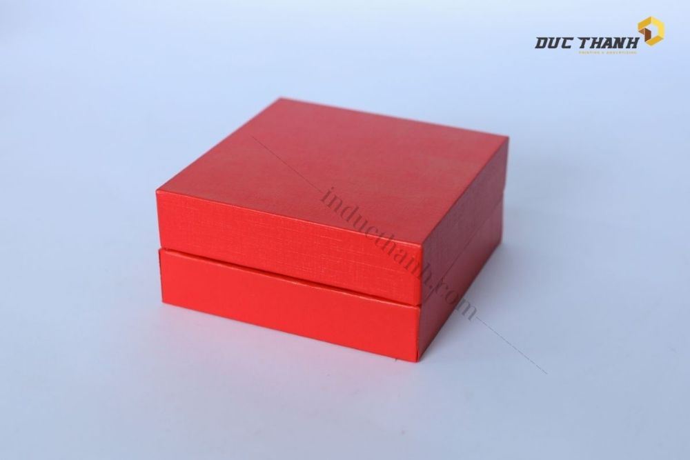 Mẫu in hộp cứng đựng đồ trang sức