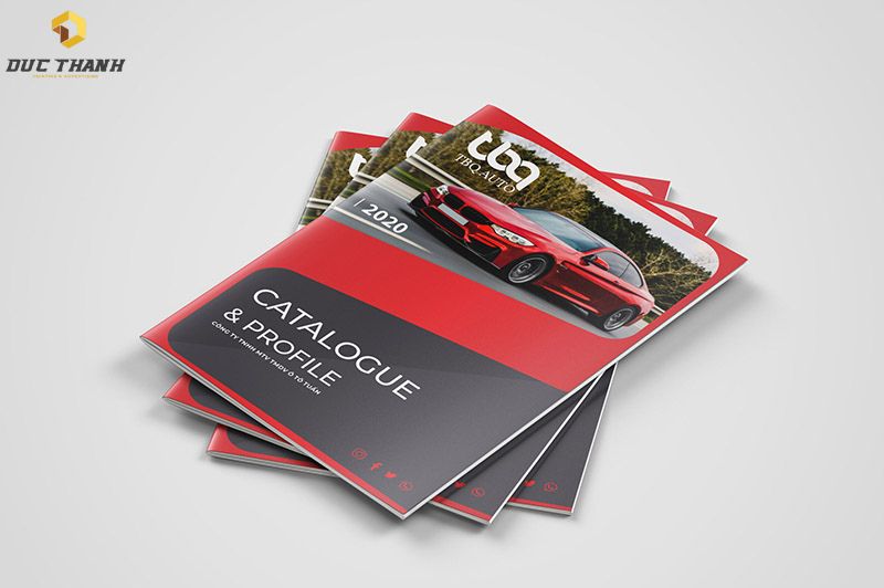 Mẫu Catalogue giới thiệu xe ô tô màu đỏ