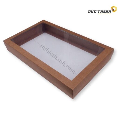 Mẫu hộp giấy đựng quần áo có cửa sổ mica kraft