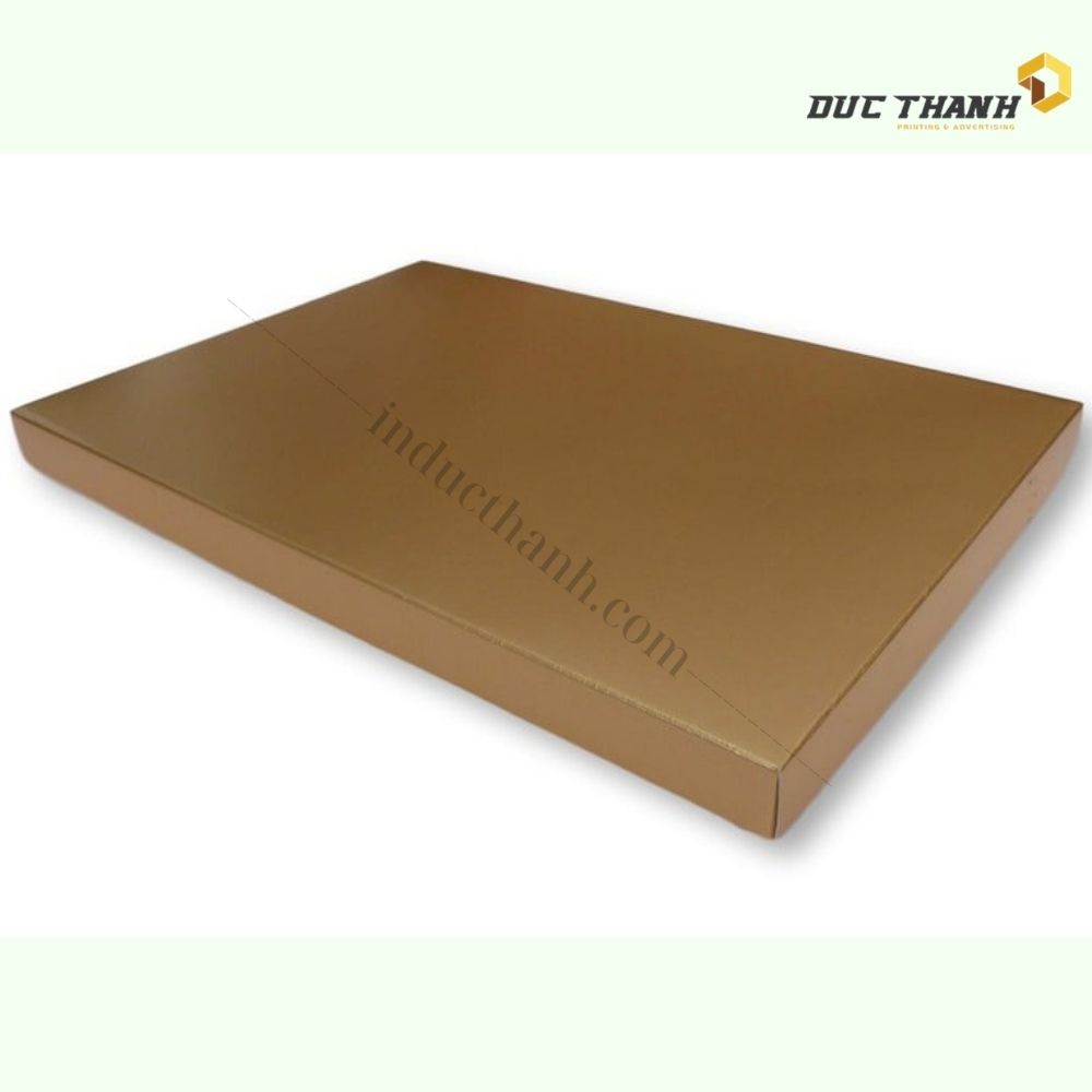 Mẫu hộp giấy đựng quần áo màu vàng ánh kim