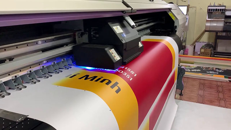 Cac-cong-nghe-in-chu-len-bao-bi-In-UV