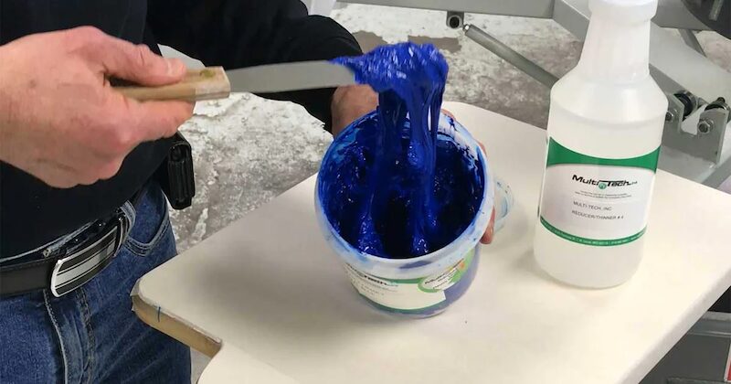 Luu-y-khi-su-dung-dung-moi-pha-muc-in-bao-bi